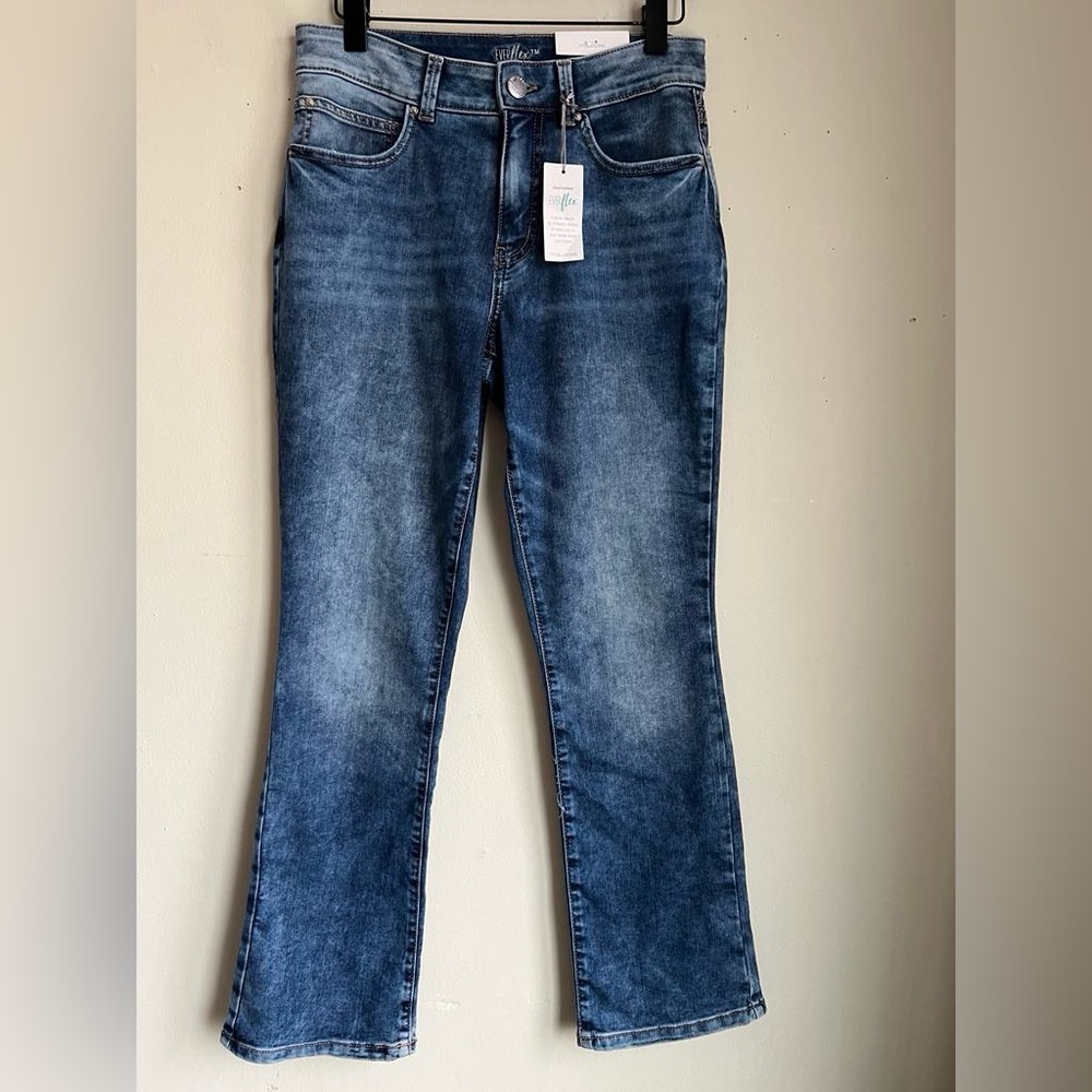 Maurices Size 6 Jeans